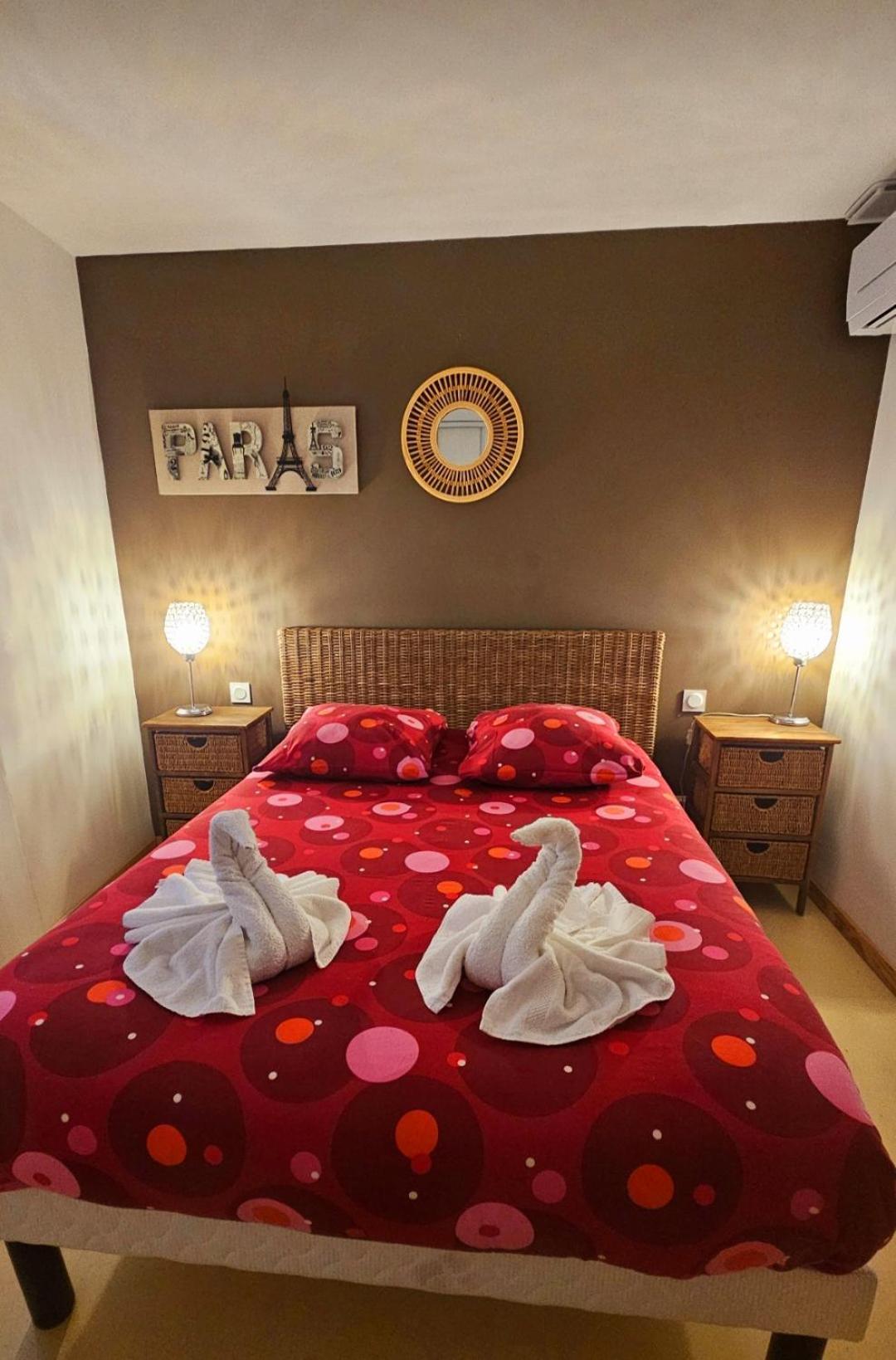 Cite Medievale- Le Remp'Art - Tout Confort - Acces Direct Pietons - Parking Gratuit Carcassone Kültér fotó